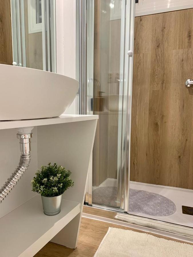 Ar Apartments - Central And Modern Apartment In เบนัลมาเดนา ภายนอก รูปภาพ